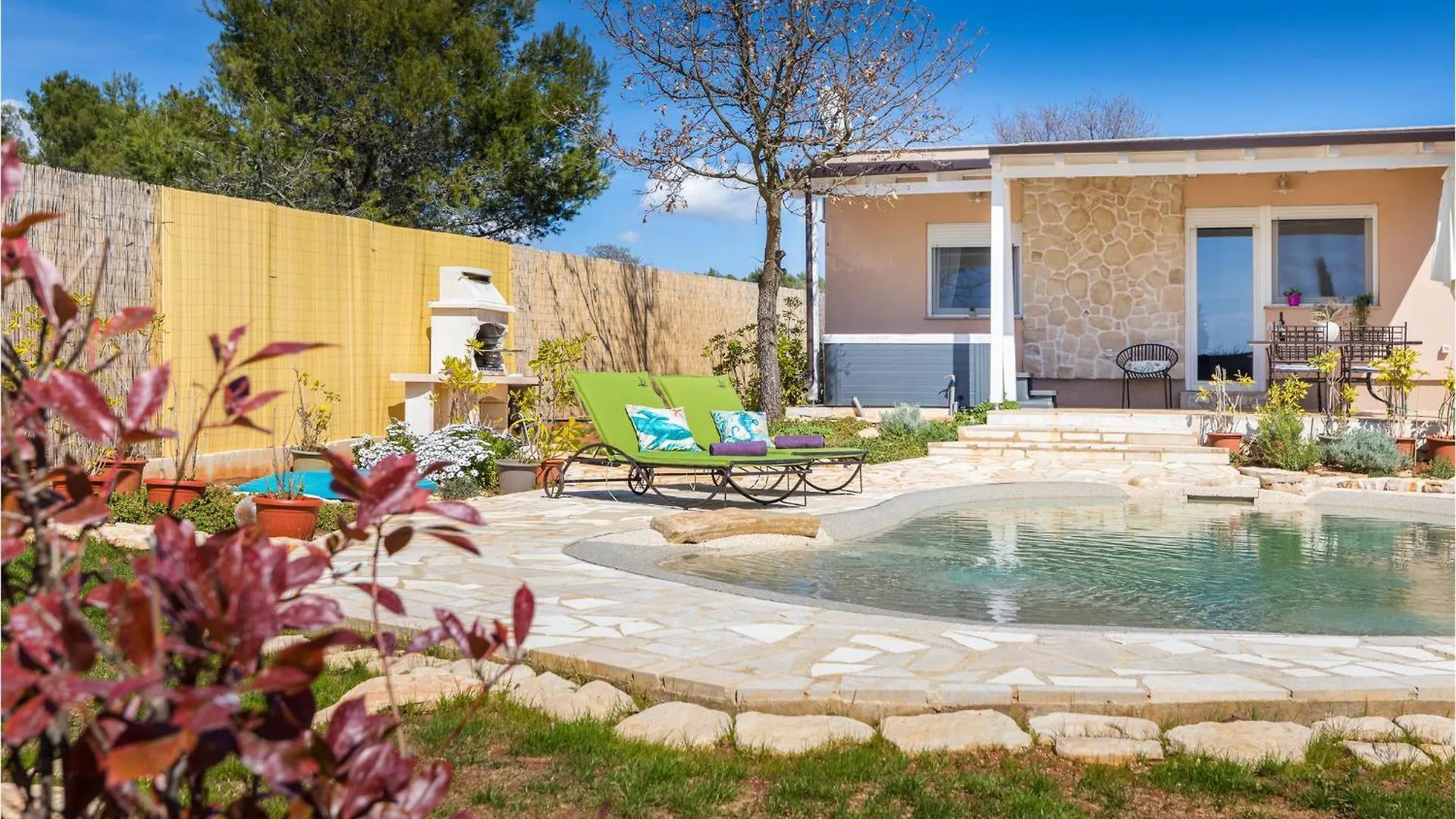 Holiday home Awesome Home In Peroj With Jacuzzi Croatia